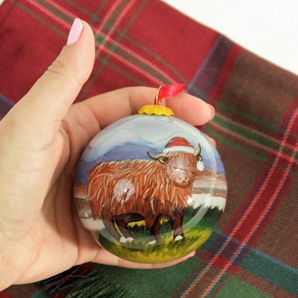 New Scottish Highland Cow Glass Painted Christmas Tree Ornament From Scotland - Picture 2 of 10